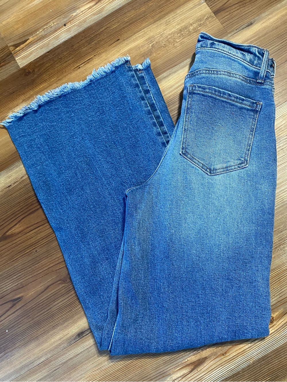 4/$16 BCBGeneration Wide Leg Jeans